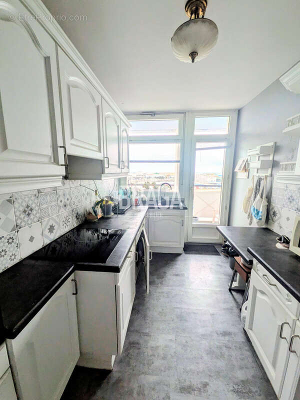 Appartement 90 m2    Vue Port / Mer & Cathédrale - photo 6