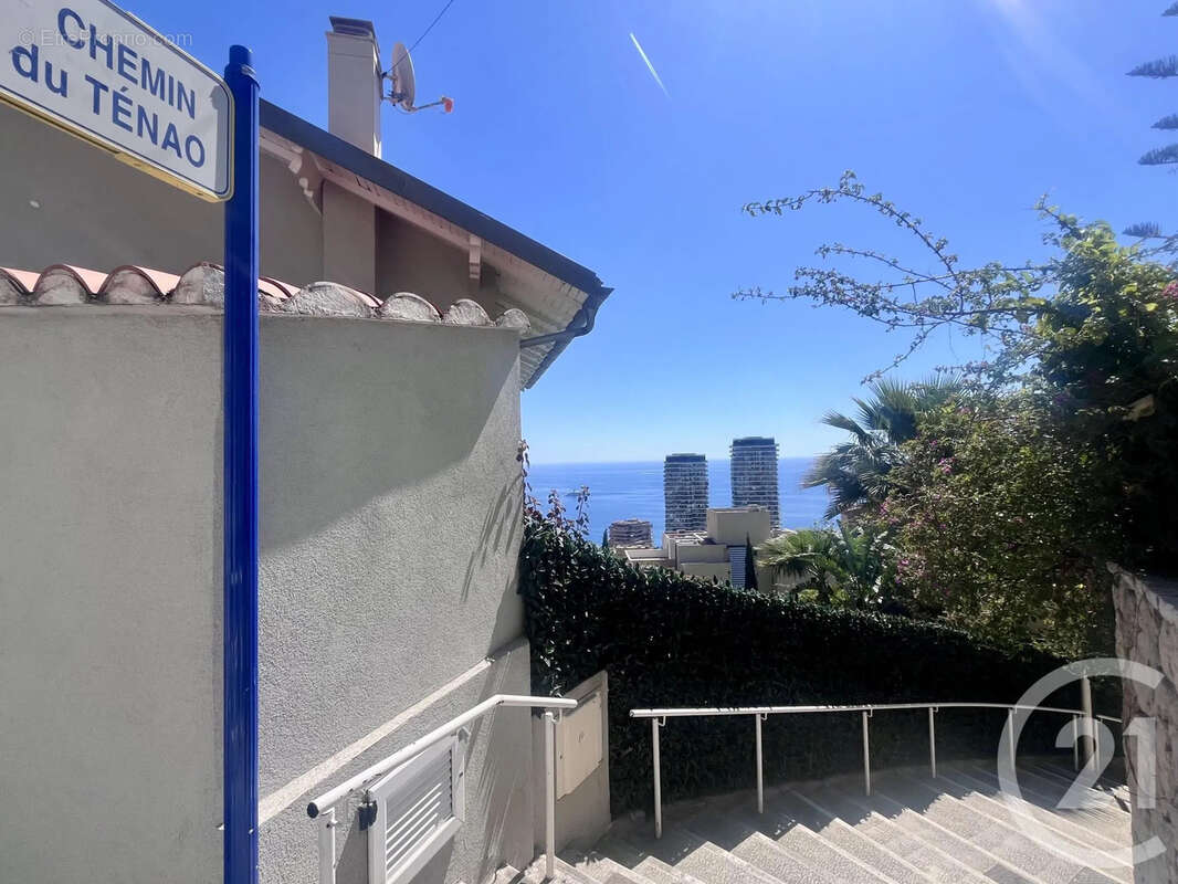 Appartement à BEAUSOLEIL