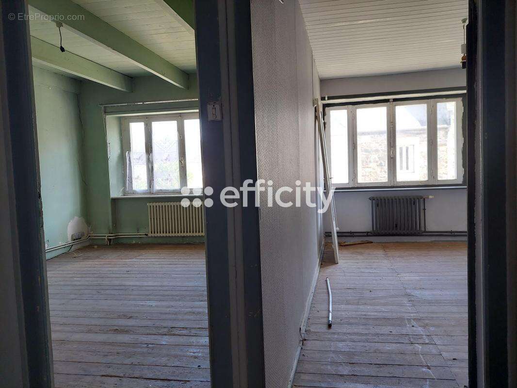 Appartement à SAINT-CLET