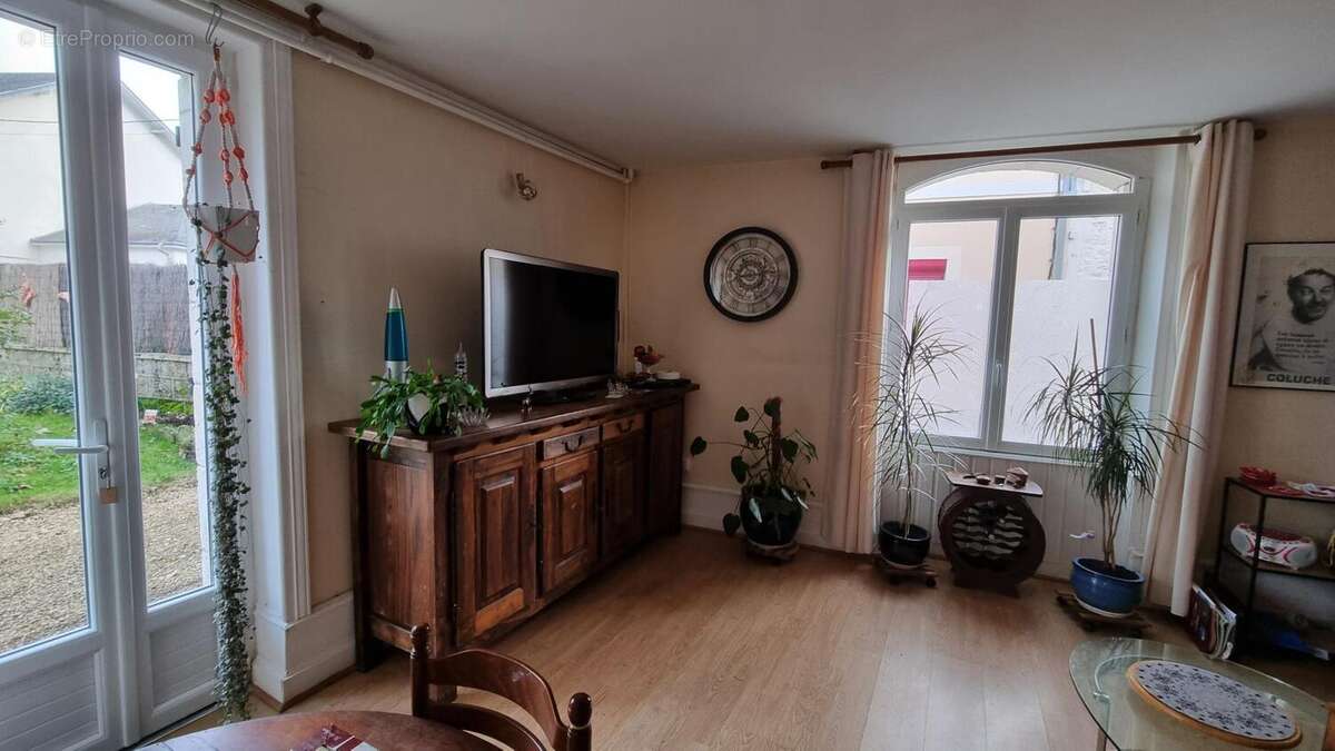 Maison centre bourg - photo 4