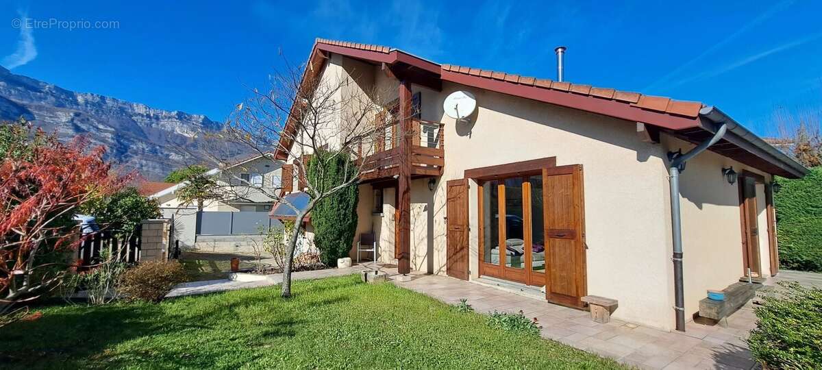 Maison à VARCES-ALLIERES-ET-RISSET