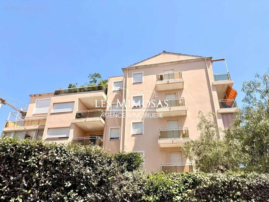 Appartement à FREJUS