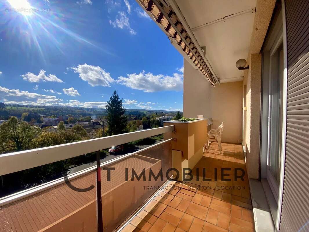 Appartement à LA TOUR-DU-PIN