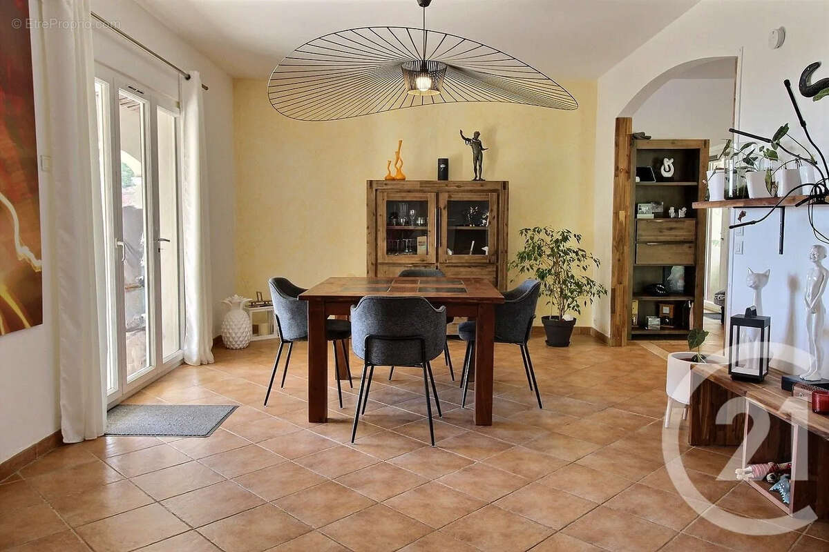 Maison à OPIO