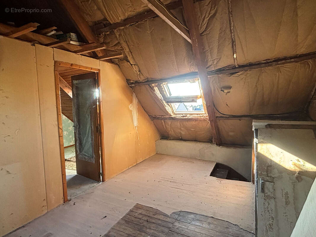 Maison bretonne en pierre à rénover avec vue mer - photo 6
