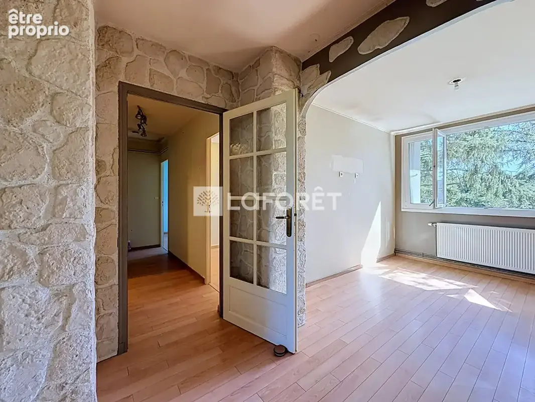 Appartement à vendre Décines Charpieu 4 pièce(s) 74 m2 - photo 7