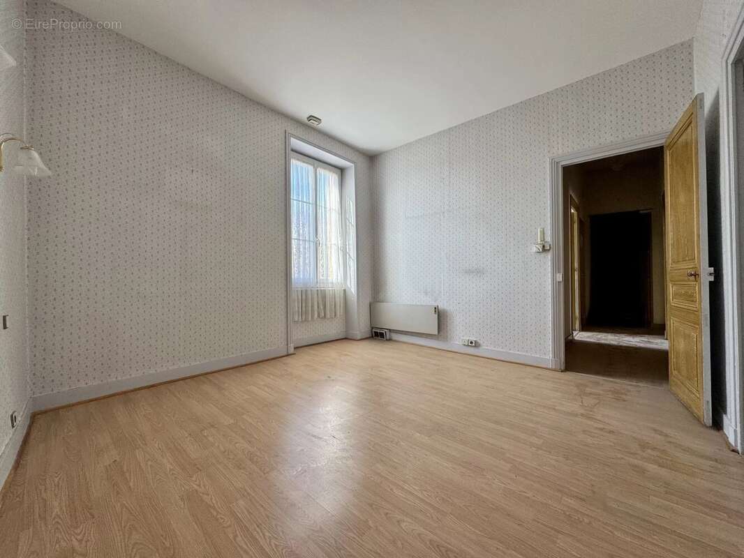 Appartement à SOUCIEU-EN-JARREST