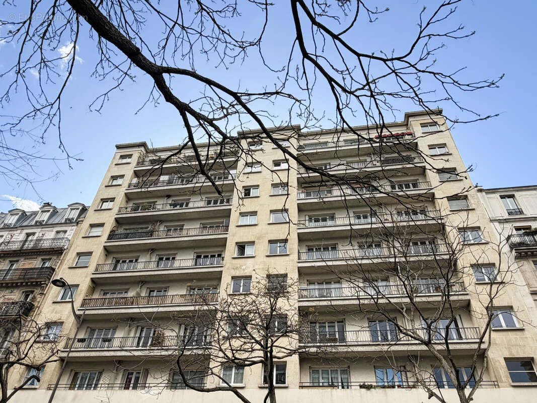 Appartement à PARIS-11E