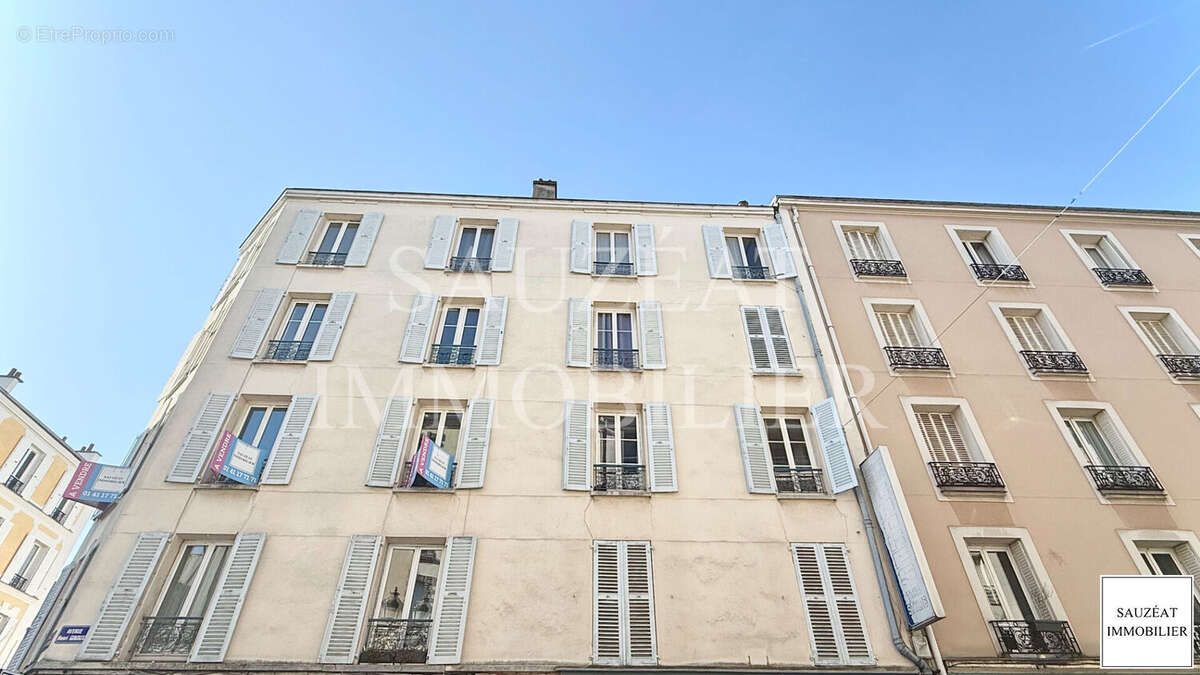 Appartement à MONTROUGE