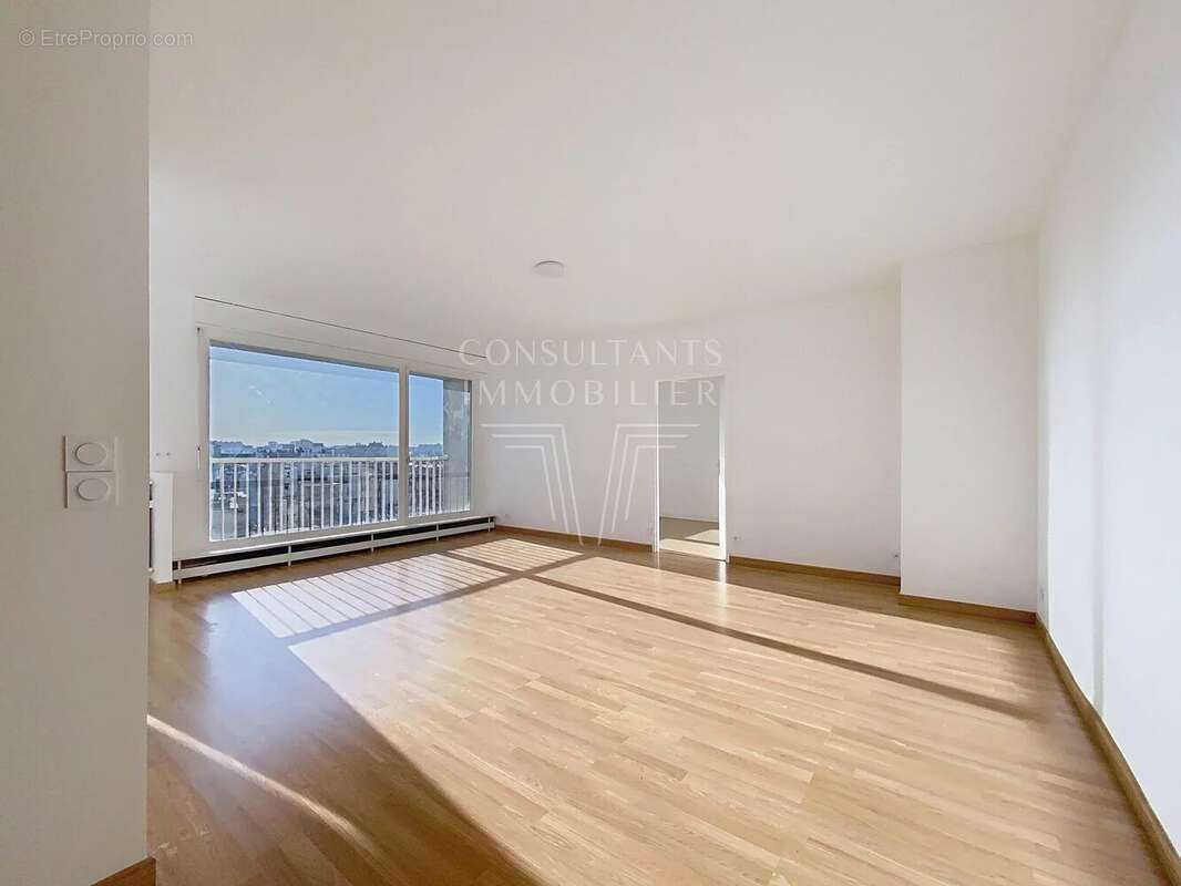 Appartement à PARIS-15E