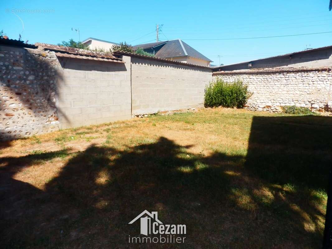 Maison familiale proche du centre-ville - photo 9