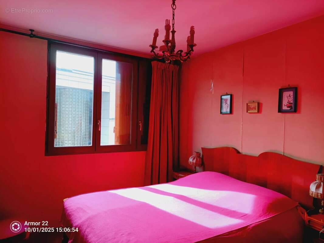 Appartement à CHARENTON-LE-PONT