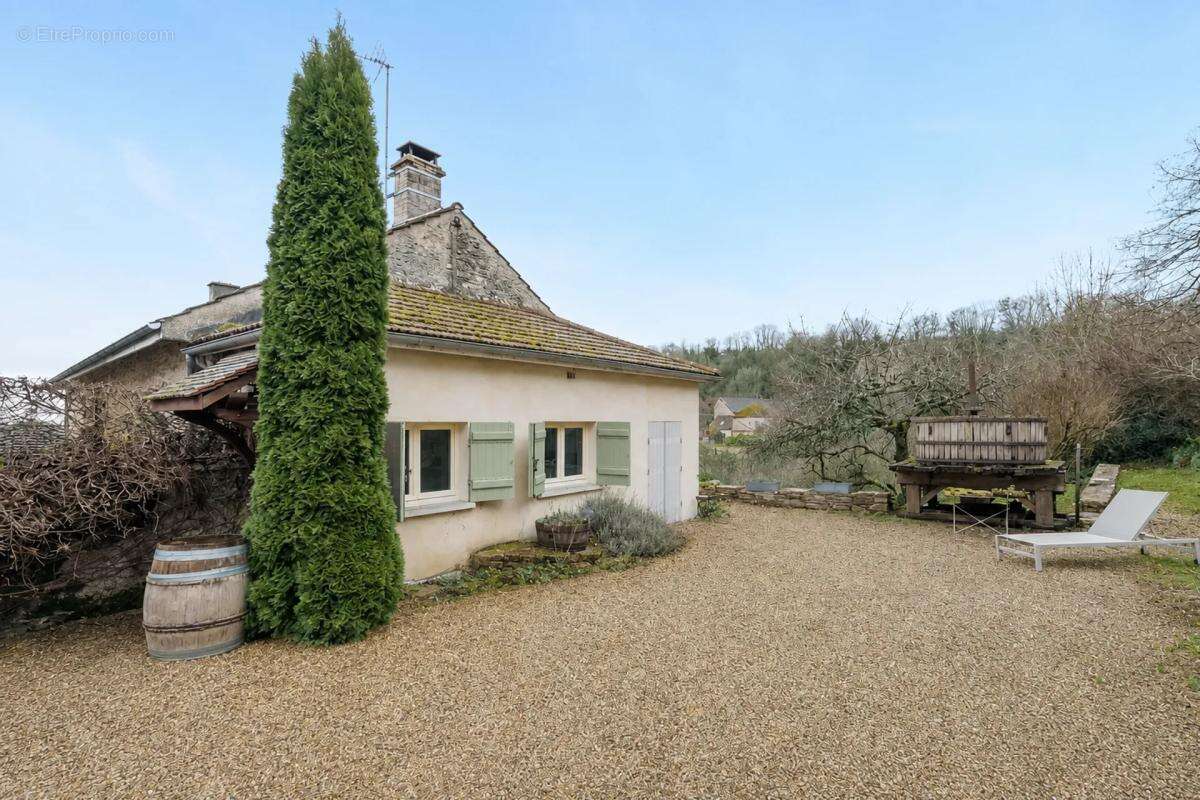 Belle maison de 9 pièces avec piscine à Baubigny - photo 8