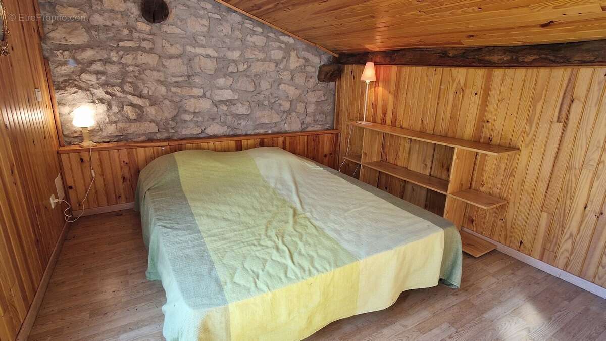 Maison de caractère au calme avec 2,7ha de terrain - photo 13
