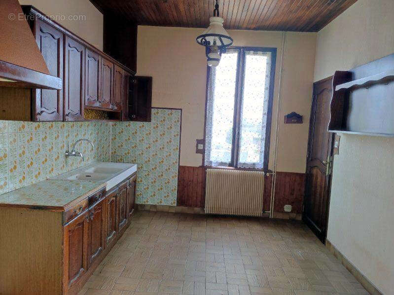 Maison à PARAY-LE-MONIAL