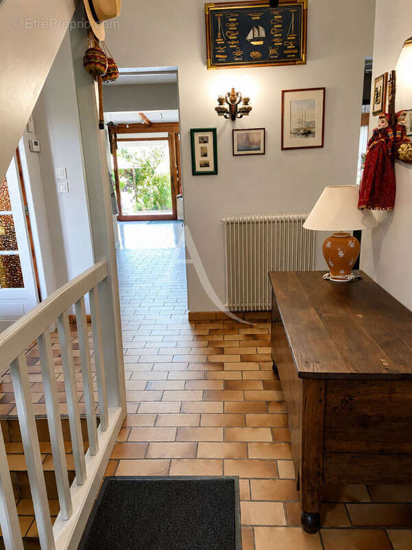Maison familiale 4 chambres Checy 137 m2 - photo 2