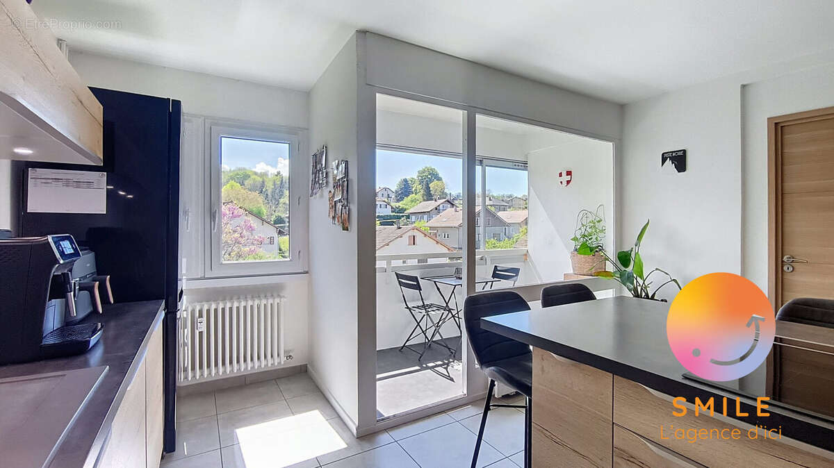 Appartement à LA ROCHE-SUR-FORON