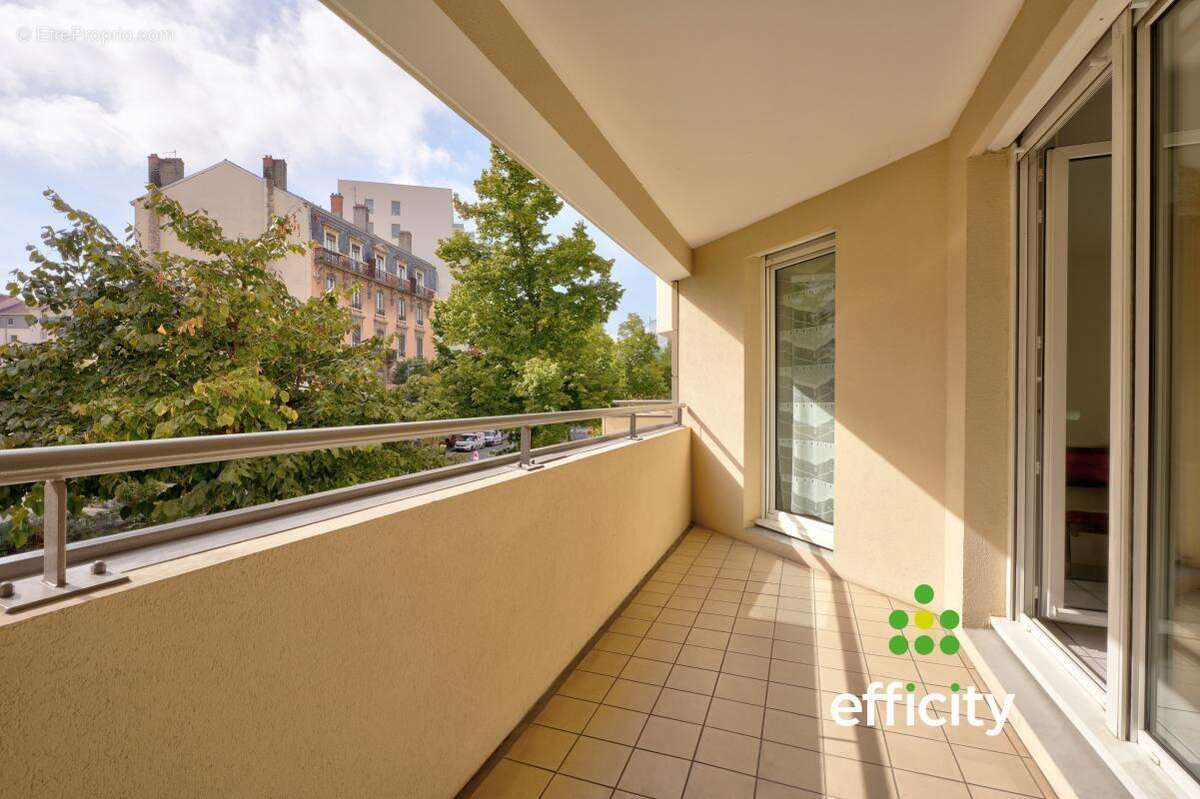 Appartement à VILLEURBANNE