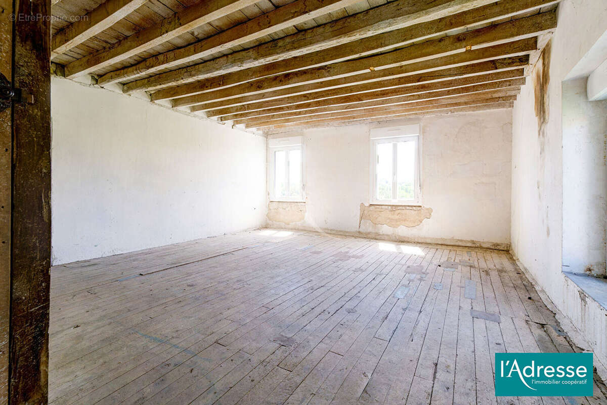 Maison à FAVEROLLES-ET-COEMY
