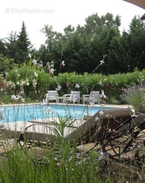 Maison à L&#039;ISLE-SUR-LA-SORGUE