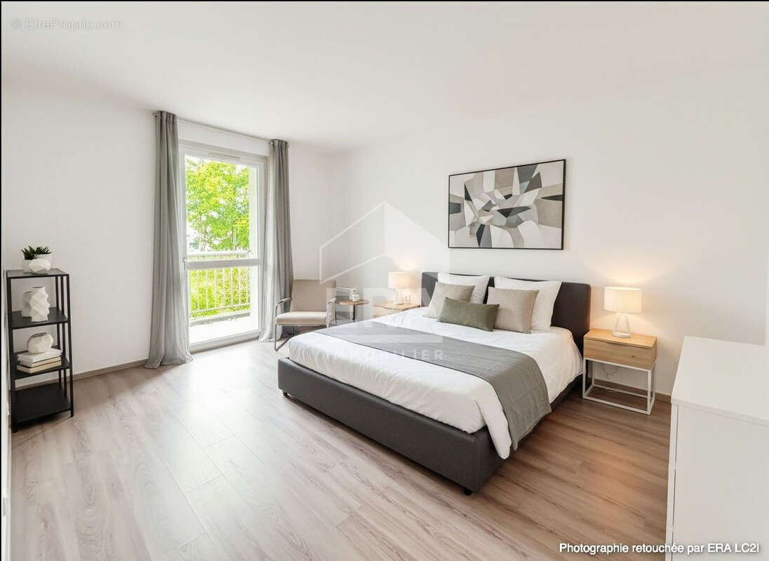 Appartement à VAUX-LE-PENIL