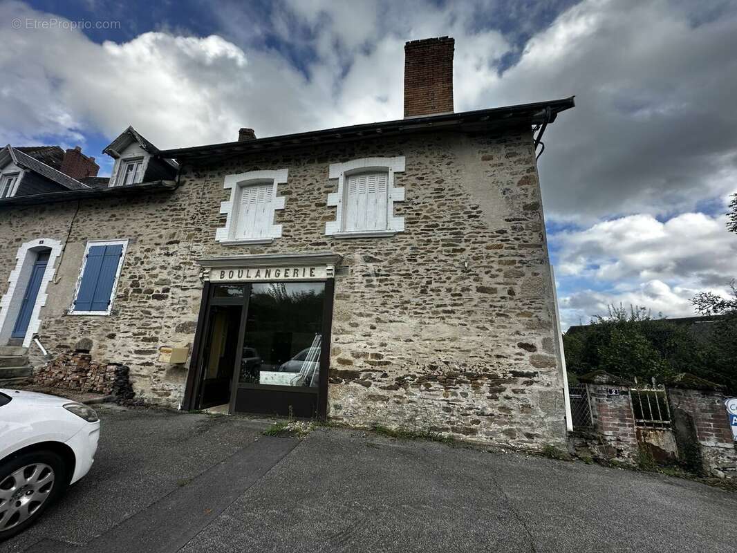 Maison à SAINT-GERMAIN-LES-BELLES