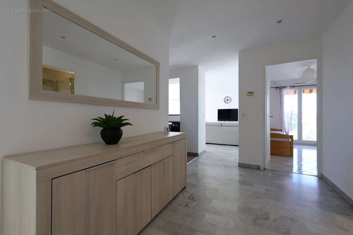 Appartement à FREJUS