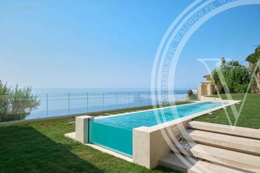 Maison à ROQUEBRUNE-CAP-MARTIN