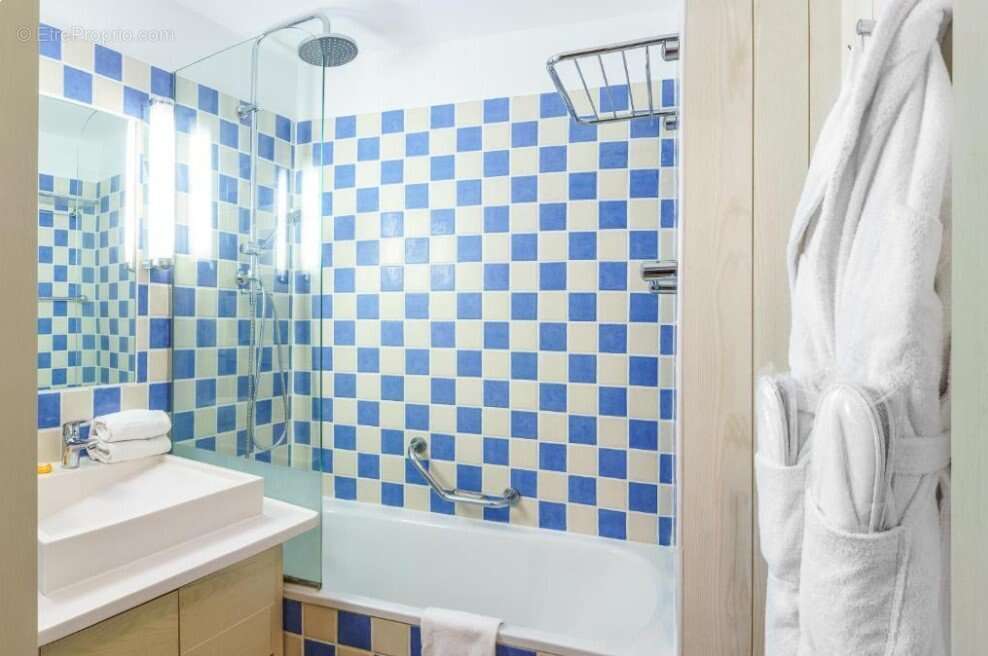 Investissement locatif  trouville sur mer  résidence de tourisme sowell hôtels le beach - 5,05 % de rentabilité - photo 5