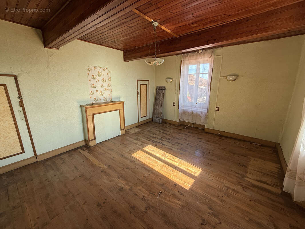 Maison à L&#039;ISLE-EN-DODON