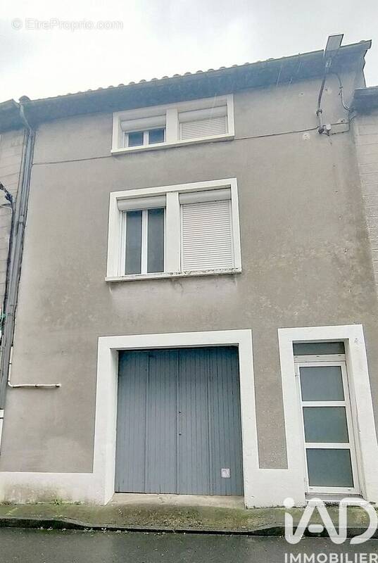 Photo 1 - Maison à LABASTIDE-ROUAIROUX