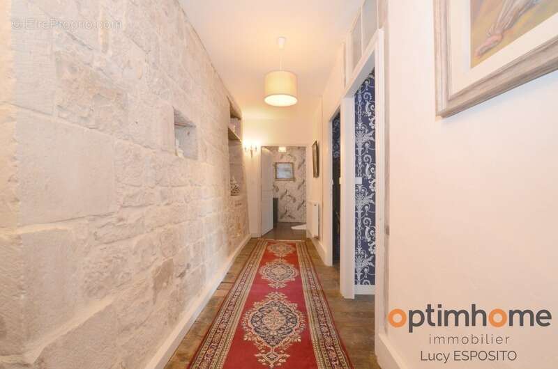 Maison à NANTEUIL-EN-VALLEE