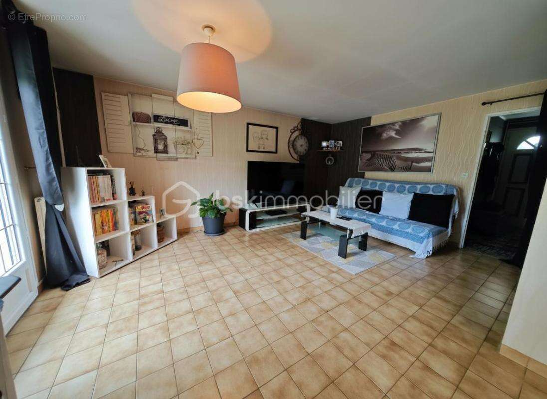À découvrir sans tarder – Maison familiale au cœur d'un quartier recherché de Cesson - photo 2