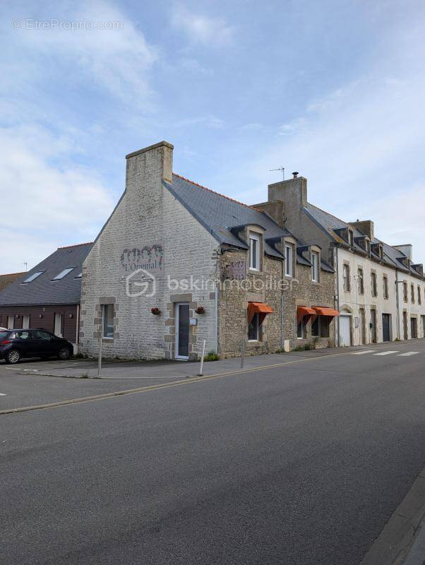 Commerce à PENMARCH