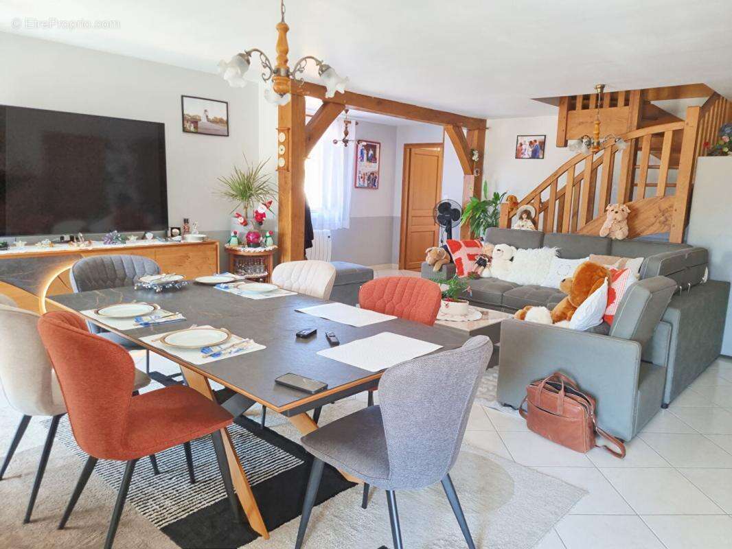 Propriété d'agrément  4 Chambres, un étang et 3,6 Hectares - photo 3