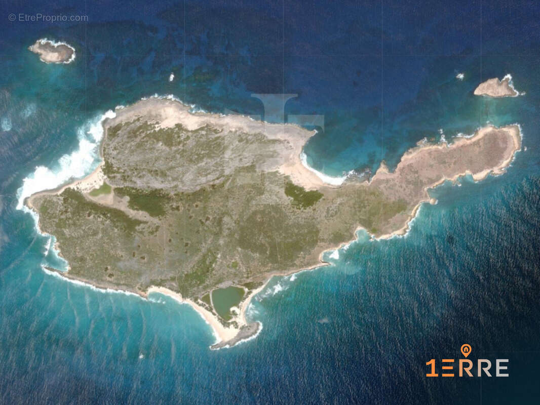 Terrain à SAINT-MARTIN