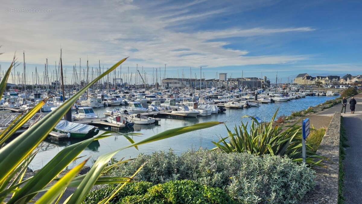 Maison à LA TURBALLE