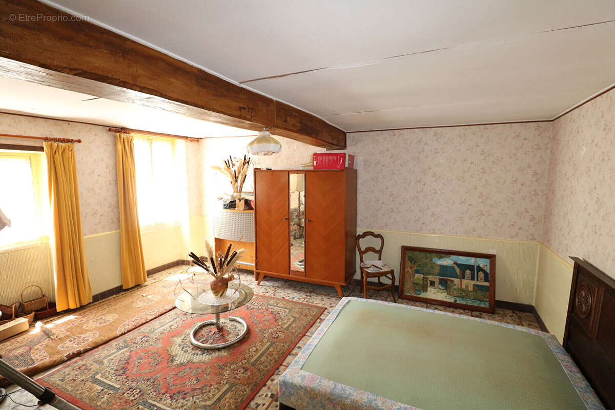 Maison à CHAVAGNES