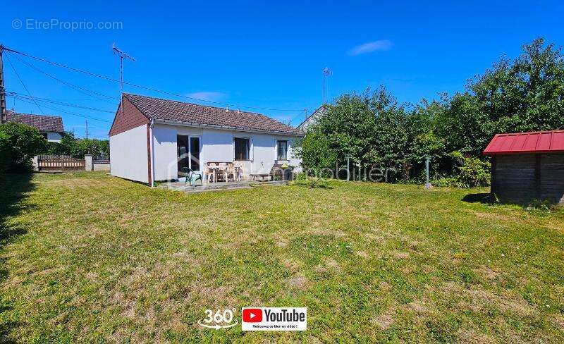 Maison à SAINT-DENIS-LES-PONTS