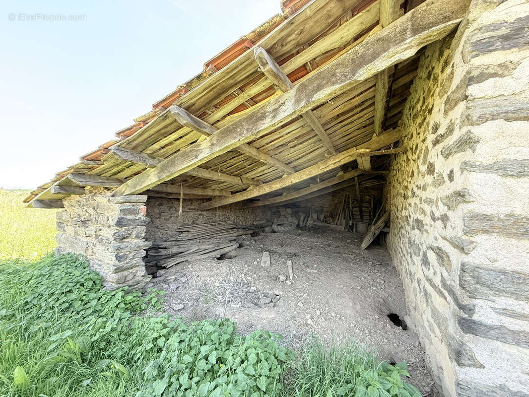 Maison à JOUQUEVIEL