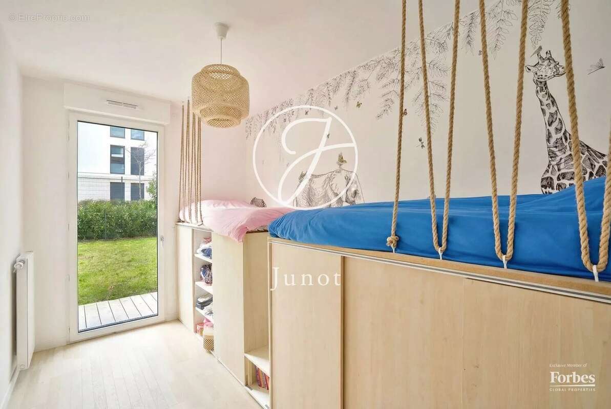 Appartement à GARCHES