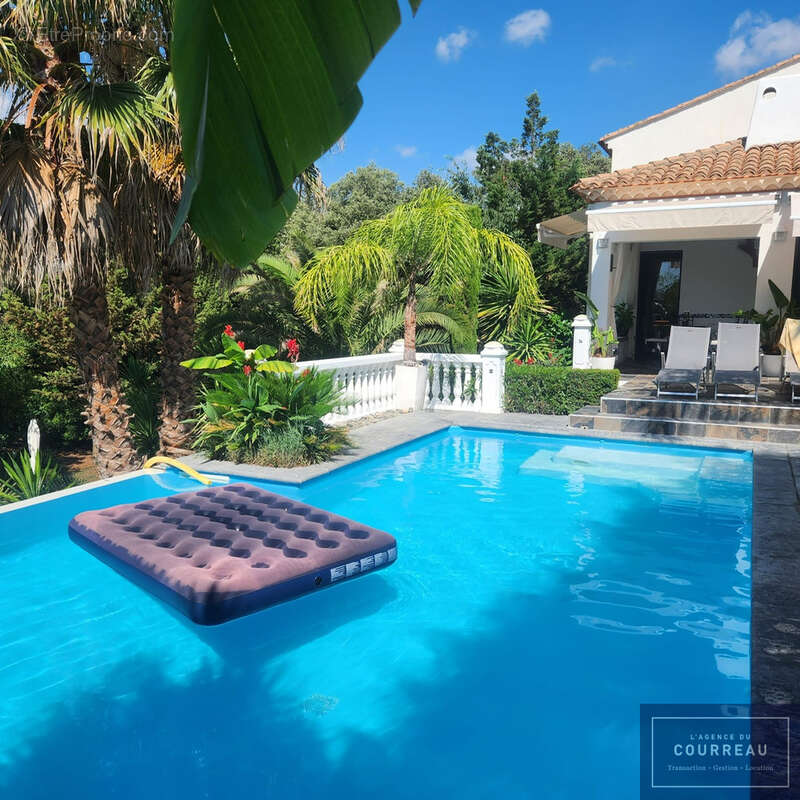EXCLUSIVITÉ - Pignan  Maison T6 - 180 m2  Vue dégagée  Piscine à débordement - photo 6