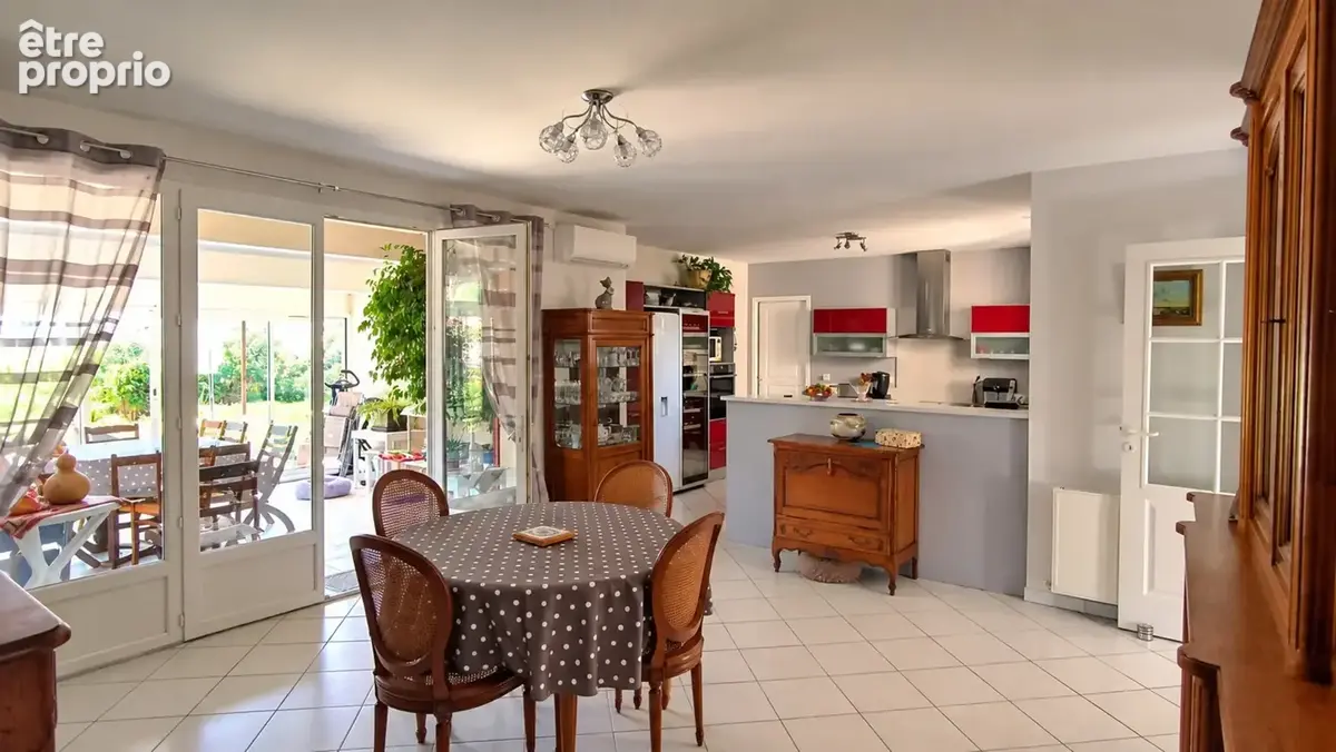 Maison de plain-pied 5 pièces avec piscine et garage - Geaune, proche Aire sur l'Adour (40) - photo 2
