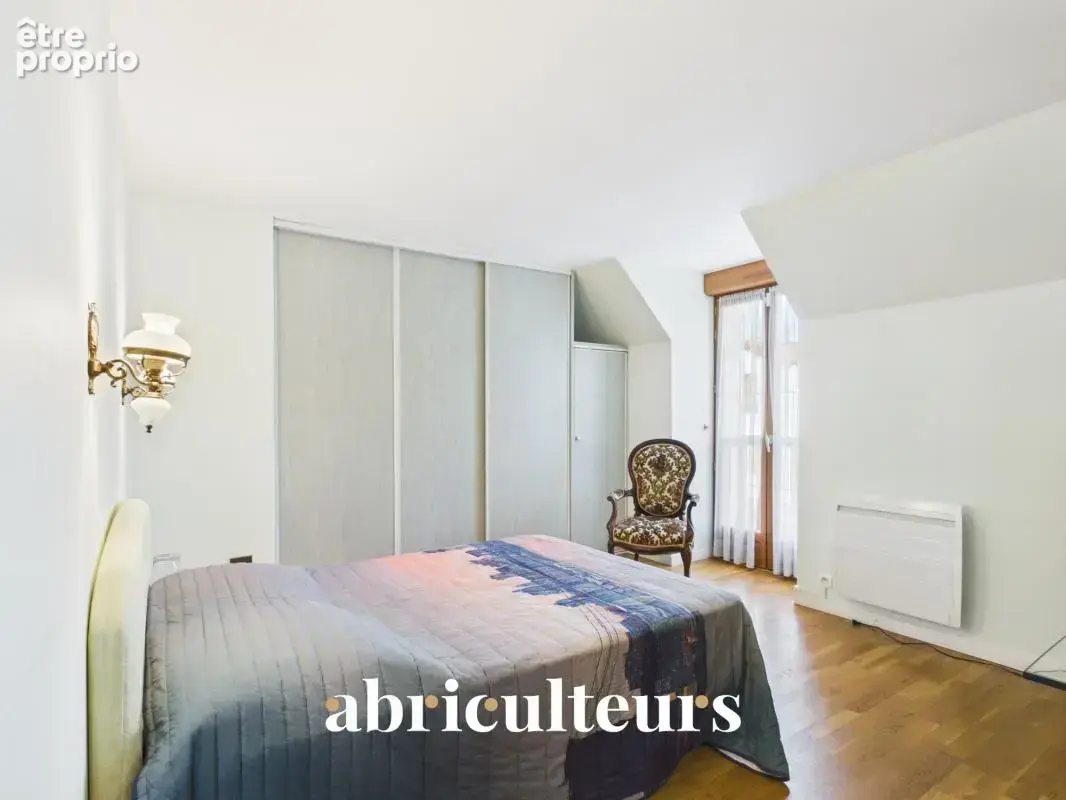 Maison familiale de 107 m² avec jardin et terrasse - Versailles Porchefontaine (78000) - photo 17
