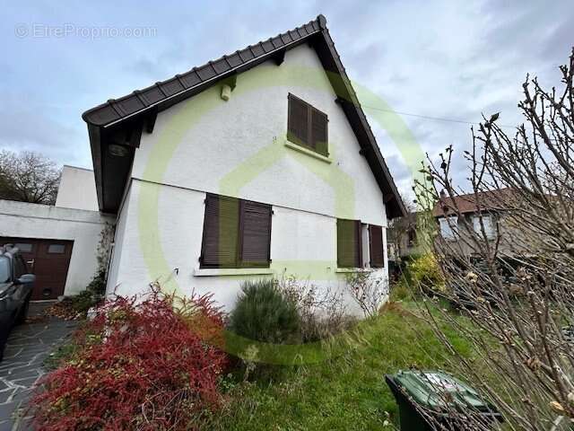 Maison à LE BLANC-MESNIL
