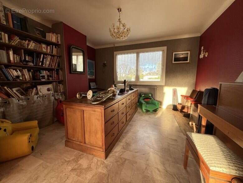 Rdc_Petit salon - Maison à CARQUEFOU