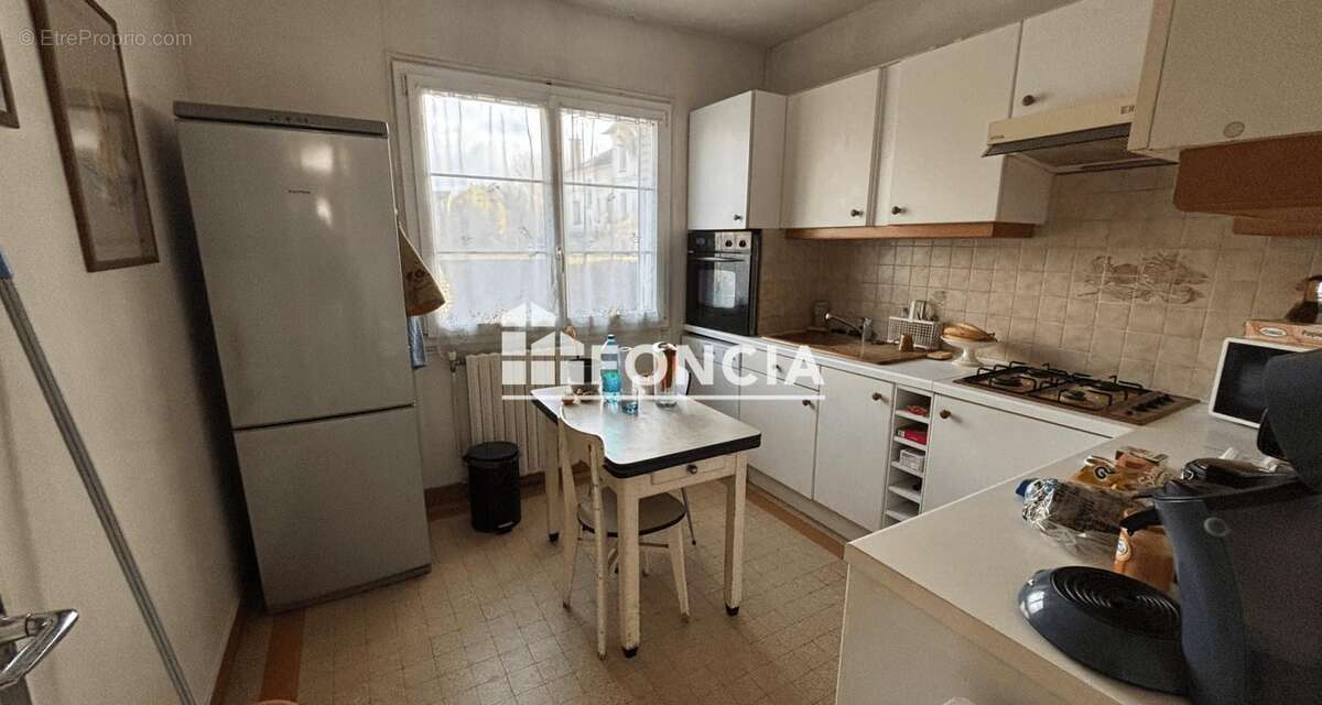 Maison à VILLENEUVE-LE-ROI