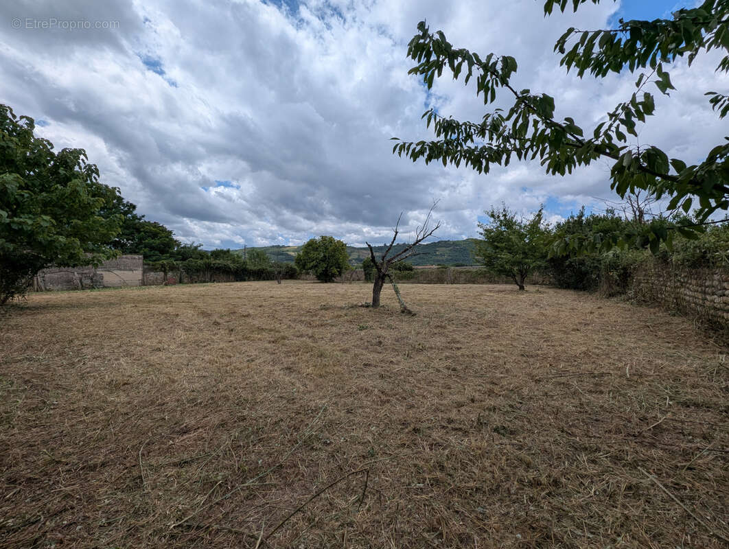 Terrain à BEAUSEMBLANT