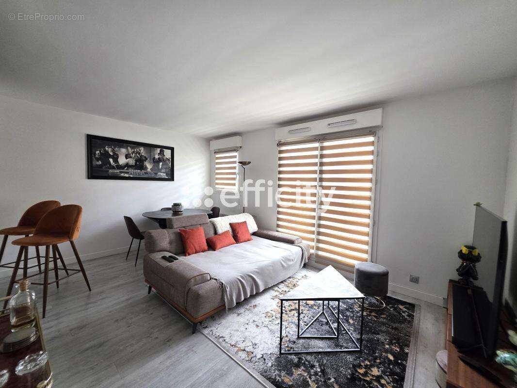 Appartement à CHATILLON