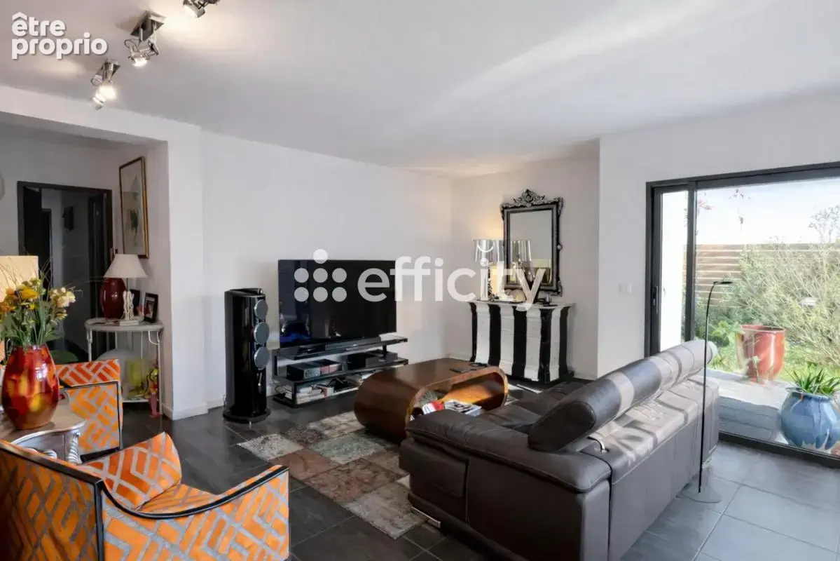 Maison 101 m² à Meursac  - photo 3